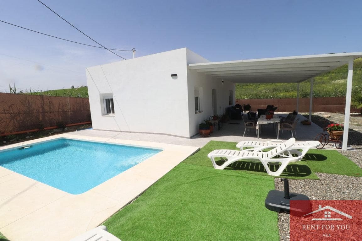 2 sovrum Villa att hyra i Cartama med pool - 1 250 € (Ref: 10019848)