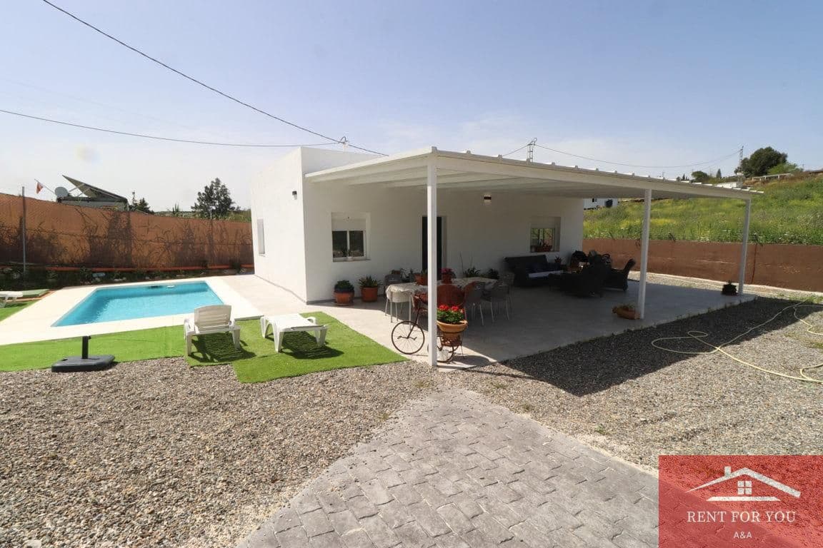 2 sovrum Villa att hyra i Cartama med pool - 1 250 € (Ref: 10019848)