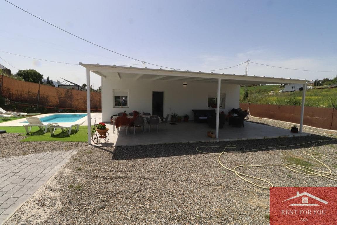 2 sovrum Villa att hyra i Cartama med pool - 1 250 € (Ref: 10019848)