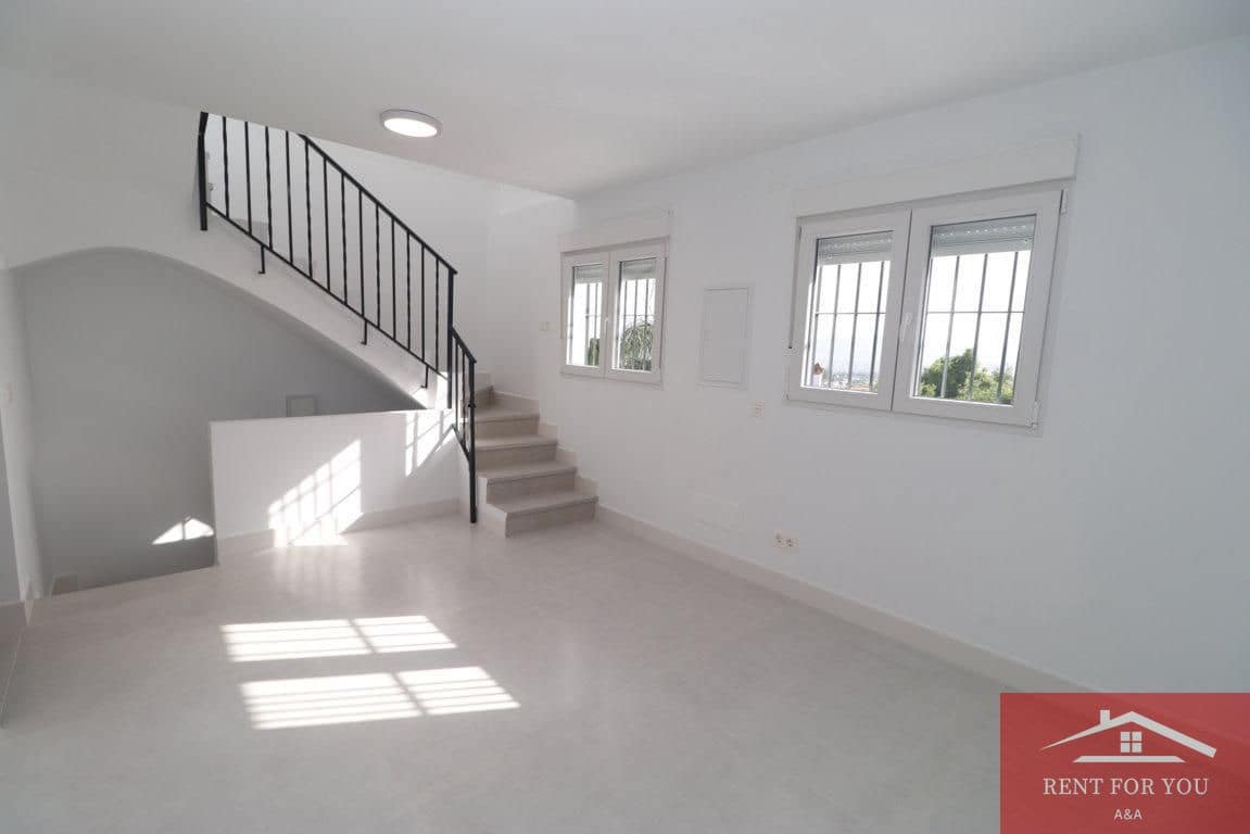 1 quarto Apartamento para arrendar em Alhaurin el Grande com garagem - 900 € (Ref: 10019925)
