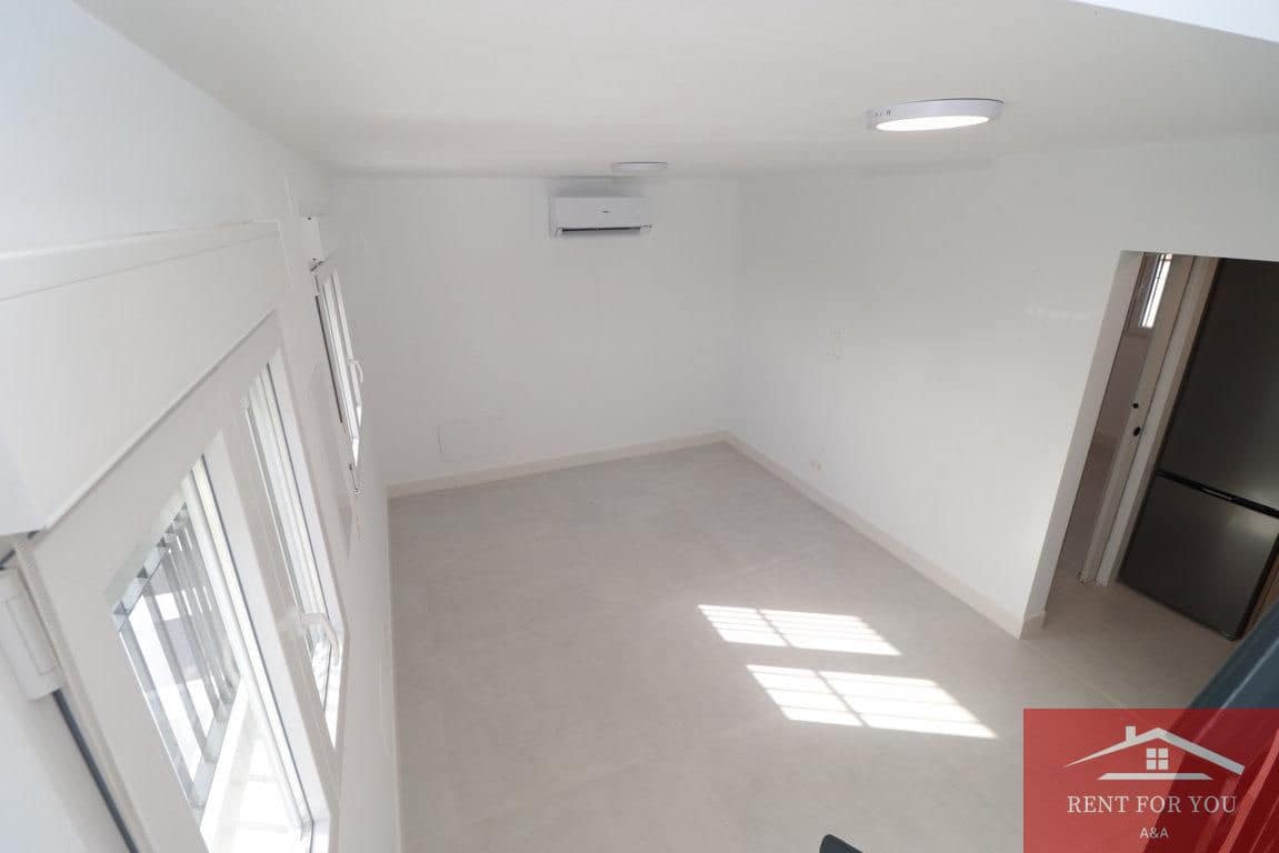 1 quarto Apartamento para arrendar em Alhaurin el Grande com garagem - 900 € (Ref: 10019925)
