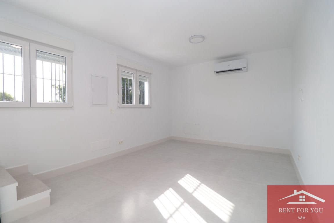 1 quarto Apartamento para arrendar em Alhaurin el Grande com garagem - 900 € (Ref: 10019925)