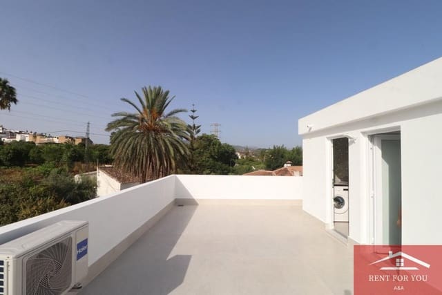 1 quarto Apartamento para arrendar em Alhaurín el Grande com garagem - 900 € (Ref: 10019925)