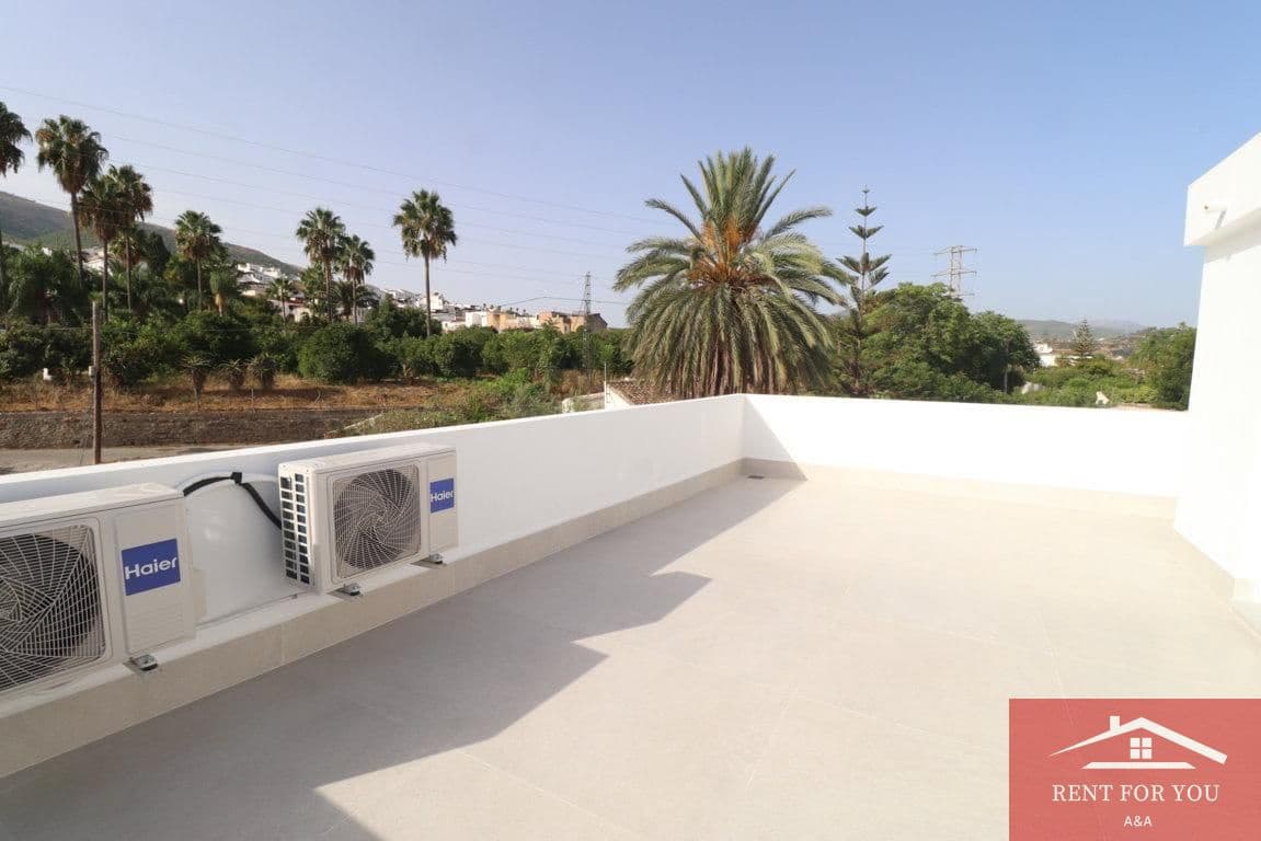 1 quarto Apartamento para arrendar em Alhaurin el Grande com garagem - 900 € (Ref: 10019925)
