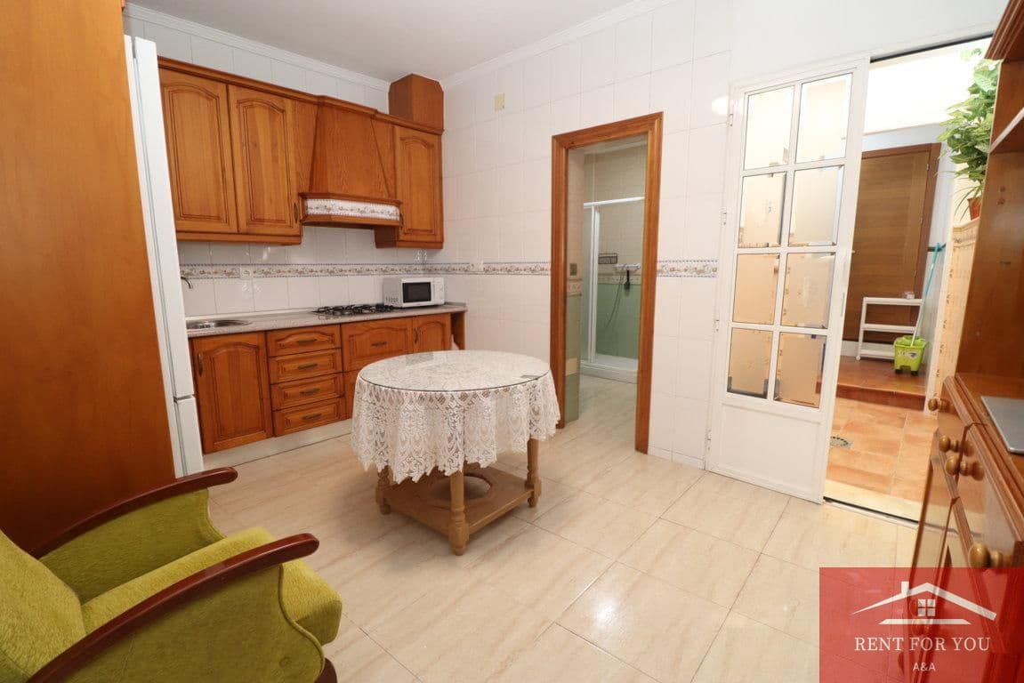1 makuuhuone Huvila vuokrattavana paikassa Alhaurin el Grande - 750 € (Ref: 10040185)