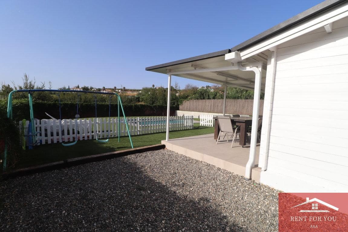 Villa/Maison de 3 chambres à louer à Alhaurin el Grande avec piscine garage - 1 500 € (Ref: 10040257)