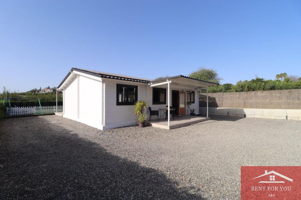 Villa/Maison de 3 chambres à louer à Alhaurin el Grande avec piscine garage - 1 500 € (Ref: 10040257)