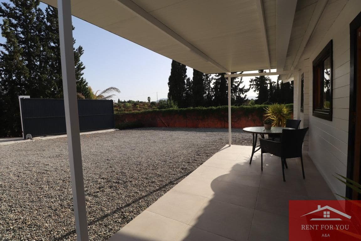 Villa/Maison de 3 chambres à louer à Alhaurin el Grande avec piscine garage - 1 500 € (Ref: 10040257)