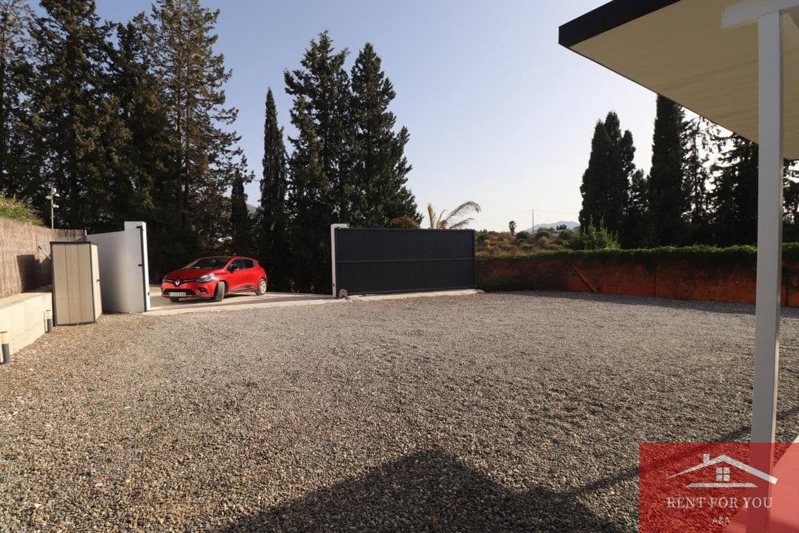 Villa/Maison de 3 chambres à louer à Alhaurin el Grande avec piscine garage - 1 500 € (Ref: 10040257)