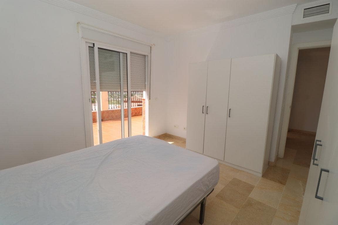 3 quarto Apartamento para arrendar em Alhaurin el Grande com garagem - 950 € (Ref: 10040258)