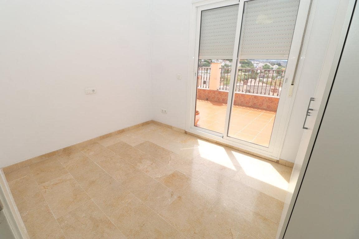 3 quarto Apartamento para arrendar em Alhaurin el Grande com garagem - 950 € (Ref: 10040258)