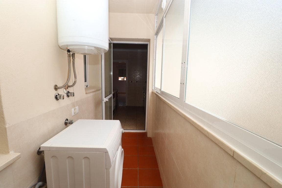 3 quarto Apartamento para arrendar em Alhaurin el Grande com garagem - 950 € (Ref: 10040258)