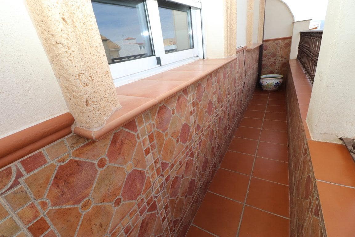 3 quarto Apartamento para arrendar em Alhaurin el Grande com garagem - 950 € (Ref: 10040258)
