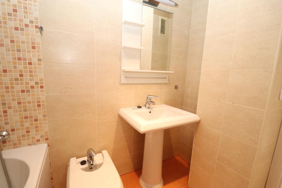 3 quarto Apartamento para arrendar em Alhaurin el Grande com garagem - 950 € (Ref: 10040258)