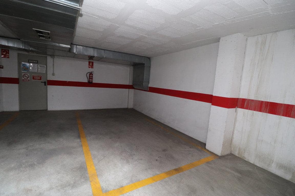 3 quarto Apartamento para arrendar em Alhaurin el Grande com garagem - 950 € (Ref: 10040258)