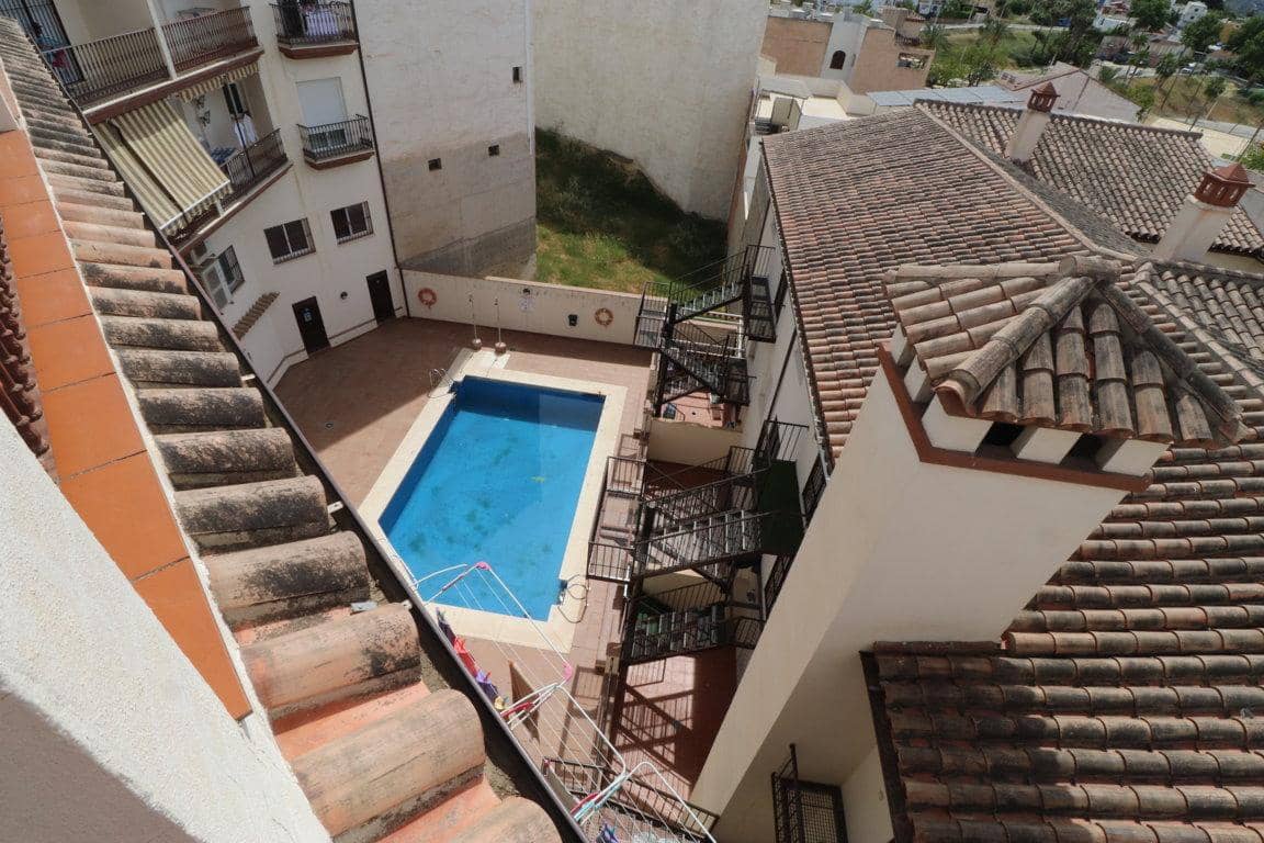 3 quarto Apartamento para arrendar em Alhaurin el Grande com garagem - 950 € (Ref: 10040258)