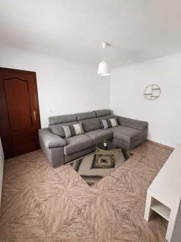 3 bedroom Villa for rent in Coín with pool garage - € 1,200 (Ref: 10042281)
