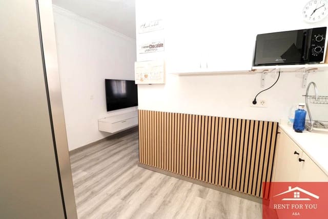 3 quarto Moradia para arrendar em Coín com piscina garagem - 1 200 € (Ref: 10042281)