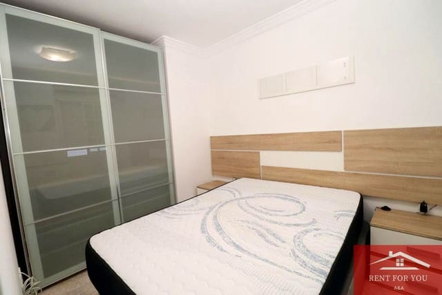 Appartement de 3 chambres à louer à Coín - 800 € (Ref: 10048239)