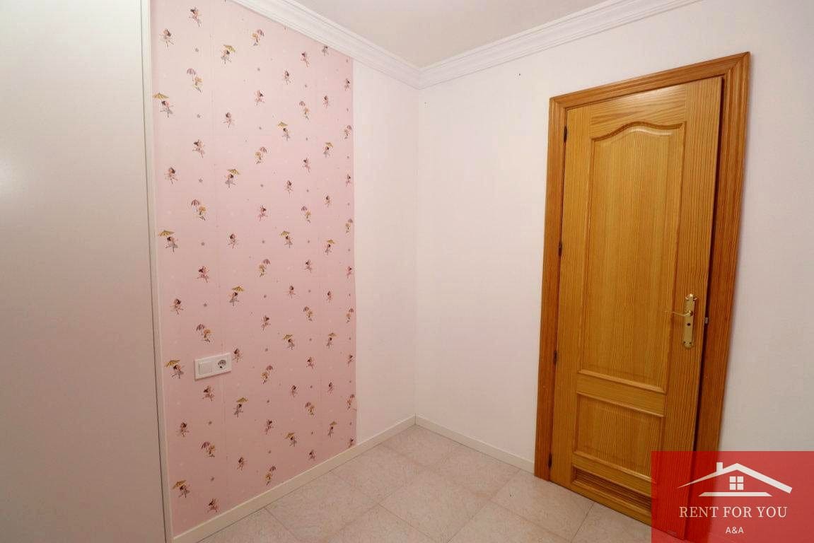 3 bedroom Flat for rent in Coin - € 800 (Ref: 10048239)