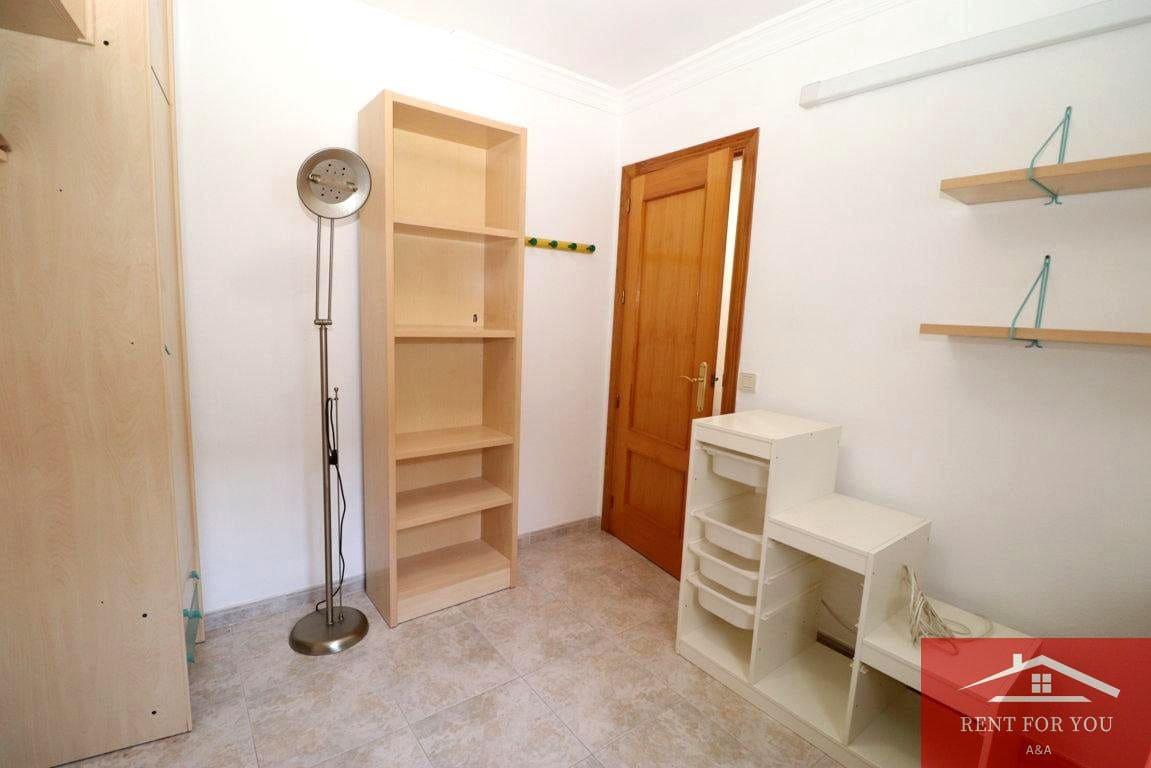3 bedroom Flat for rent in Coin - € 800 (Ref: 10048239)