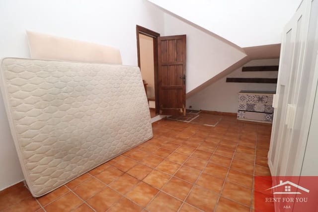 4 Zimmer Villa zu vermieten in Coín - 1.100 € (Ref: 10050464)