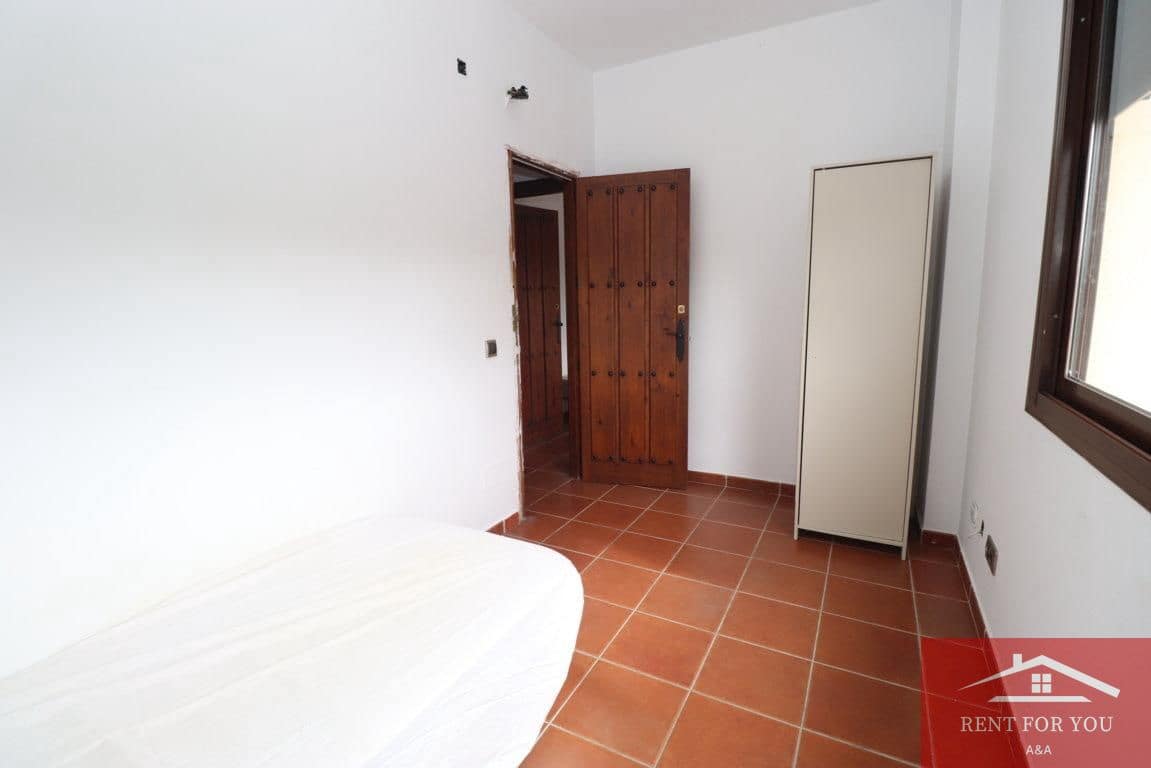 4 bedroom Villa for rent in Coin - € 1,100 (Ref: 10050464)