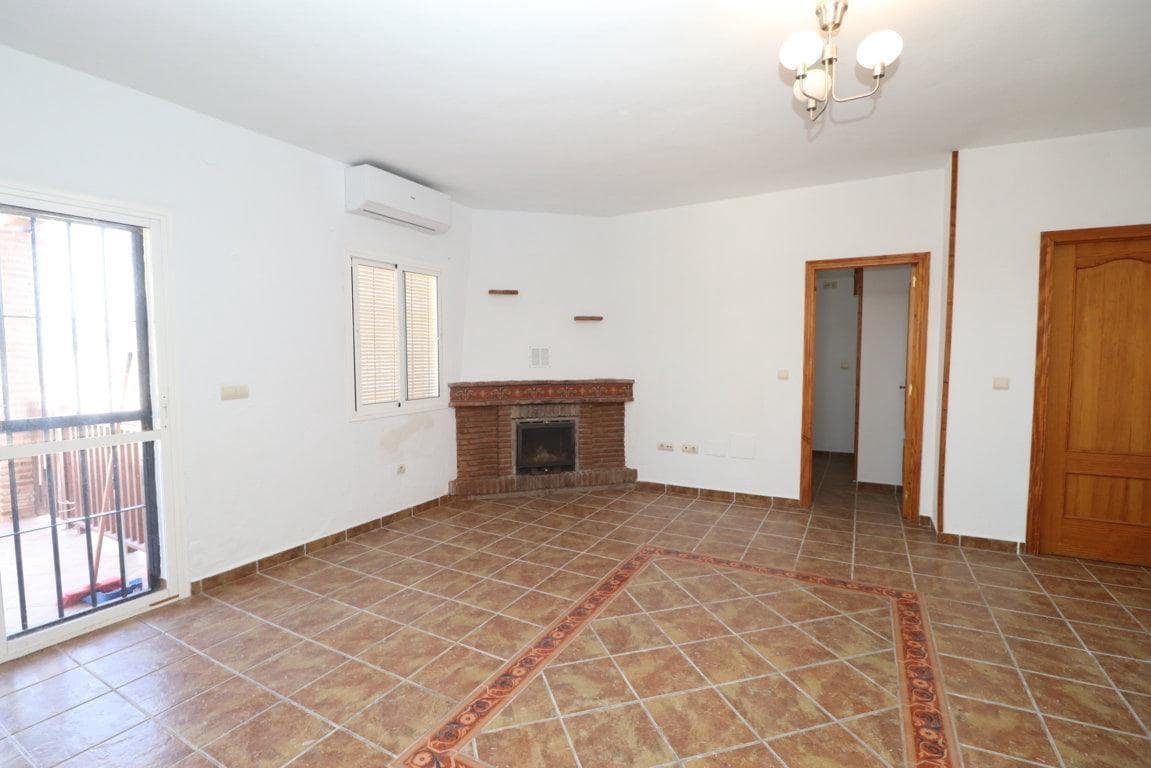 3 bedroom Villa for rent in Alhaurin el Grande with pool garage - € 1,400 (Ref: 10085311)