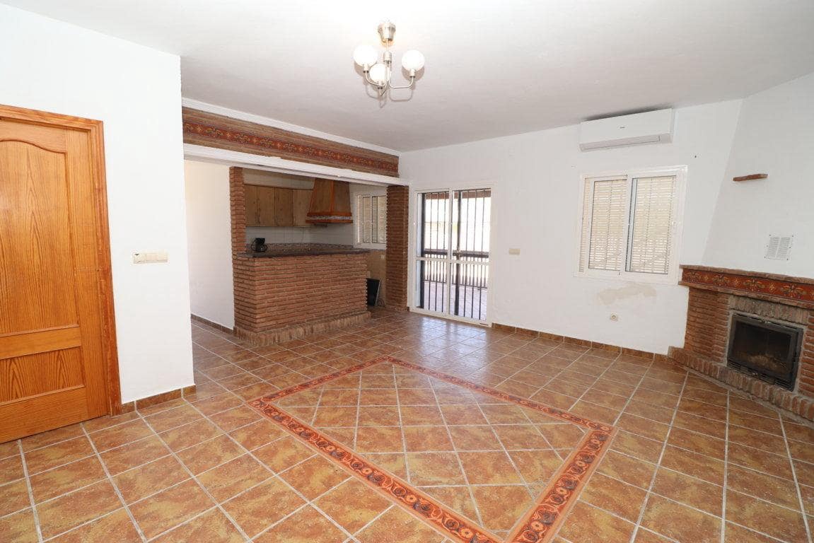 3 bedroom Villa for rent in Alhaurin el Grande with pool garage - € 1,400 (Ref: 10085311)