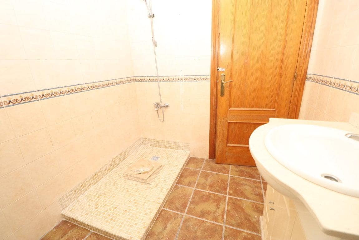 3 bedroom Villa for rent in Alhaurin el Grande with pool garage - € 1,400 (Ref: 10085311)