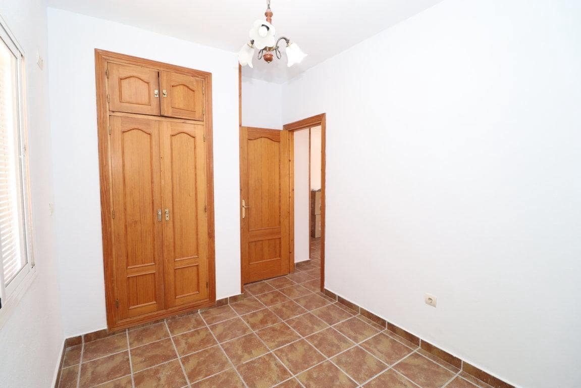 3 bedroom Villa for rent in Alhaurin el Grande with pool garage - € 1,400 (Ref: 10085311)