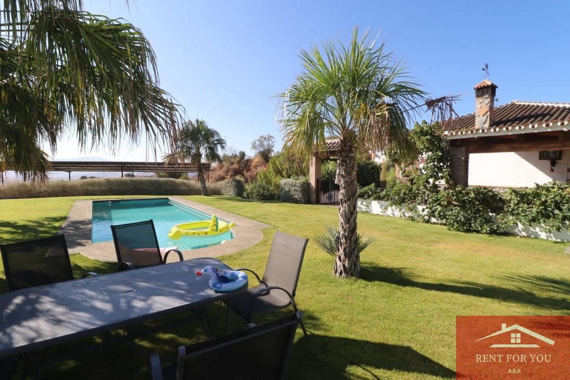 3 quarto Moradia para arrendar em Alozaina com piscina - 1 800 € (Ref: 10086760)