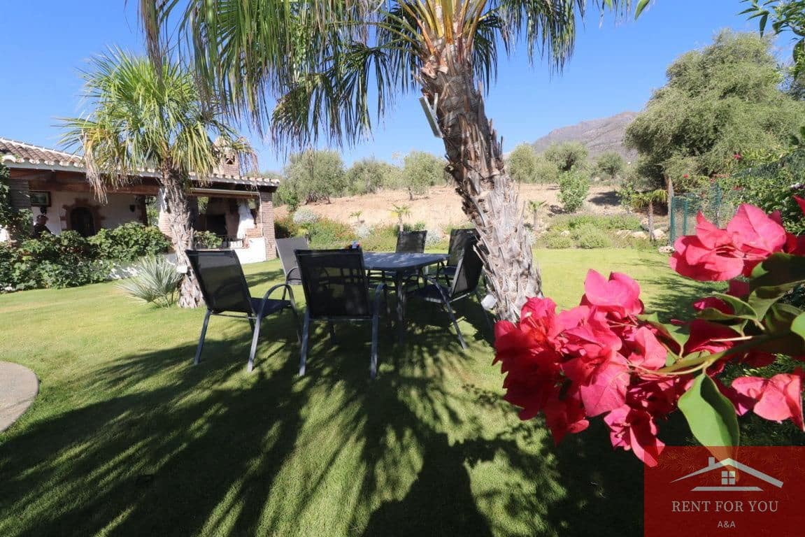 3 quarto Moradia para arrendar em Alozaina com piscina - 1 800 € (Ref: 10086760)