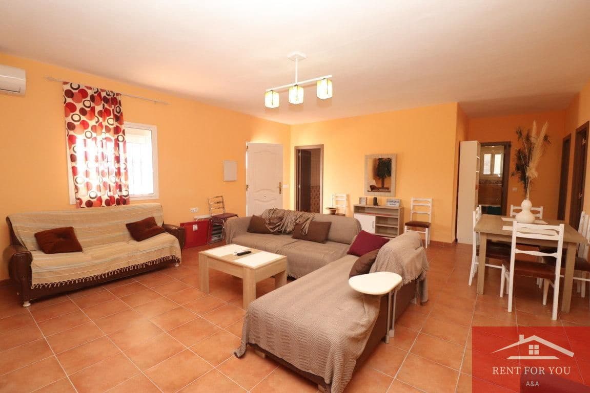 3 soverom Villa til leie i Estacion de Cartama med svømmebasseng - € 1 200 (Ref: 10098627)