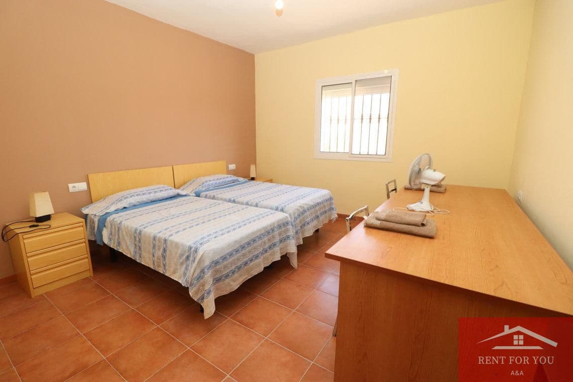 3 soverom Villa til leie i Estacion de Cartama med svømmebasseng - € 1 200 (Ref: 10098627)