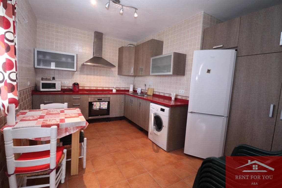 3 soverom Villa til leie i Estacion de Cartama med svømmebasseng - € 1 200 (Ref: 10098627)