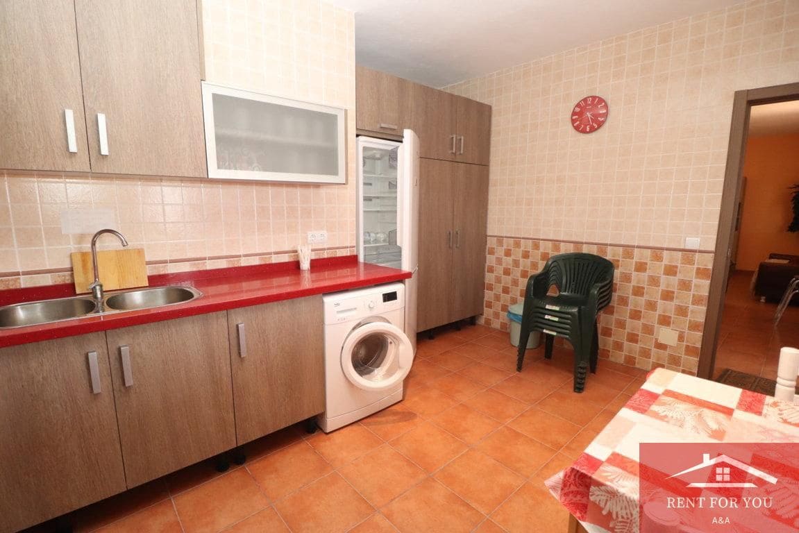 3 soverom Villa til leie i Estacion de Cartama med svømmebasseng - € 1 200 (Ref: 10098627)