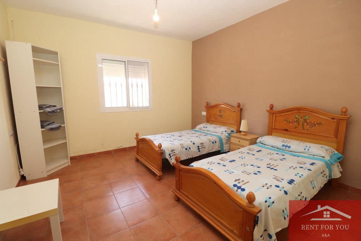 3 soverom Villa til leie i Estacion de Cartama med svømmebasseng - € 1 200 (Ref: 10098627)