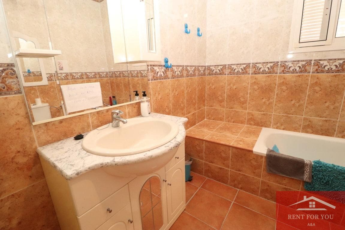 3 soverom Villa til leie i Estacion de Cartama med svømmebasseng - € 1 200 (Ref: 10098627)