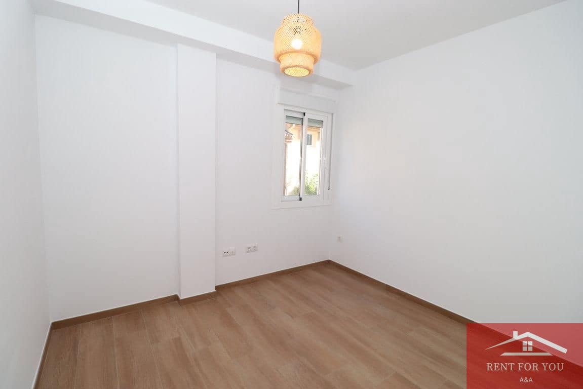 3 soverom Leilighet til leie i Cartama med garasje - € 1 000 (Ref: 10099428)