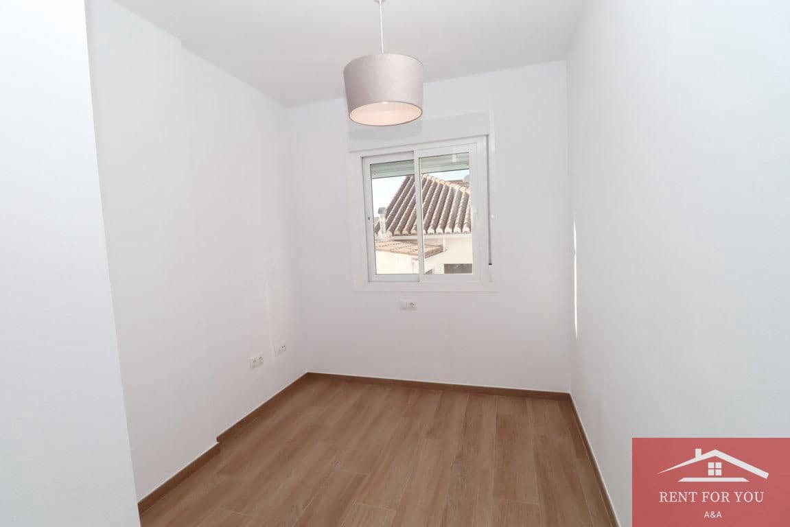 3 soverom Leilighet til leie i Cartama med garasje - € 1 000 (Ref: 10099428)