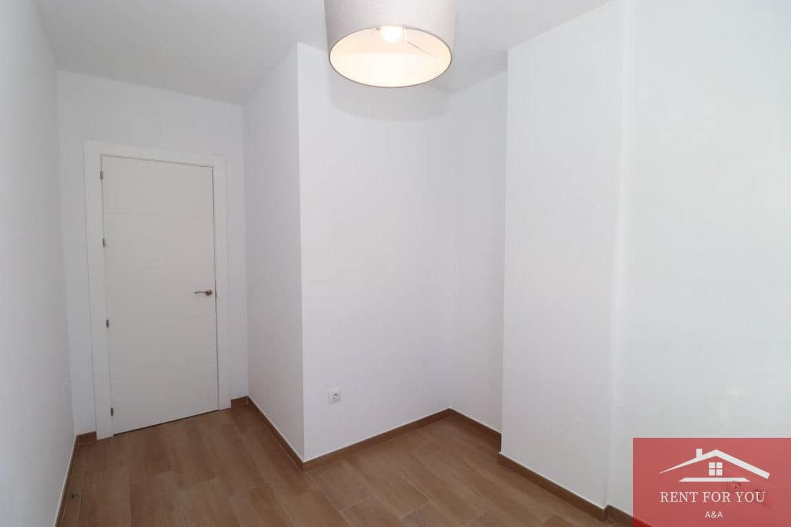 3 soverom Leilighet til leie i Cartama med garasje - € 1 000 (Ref: 10099428)