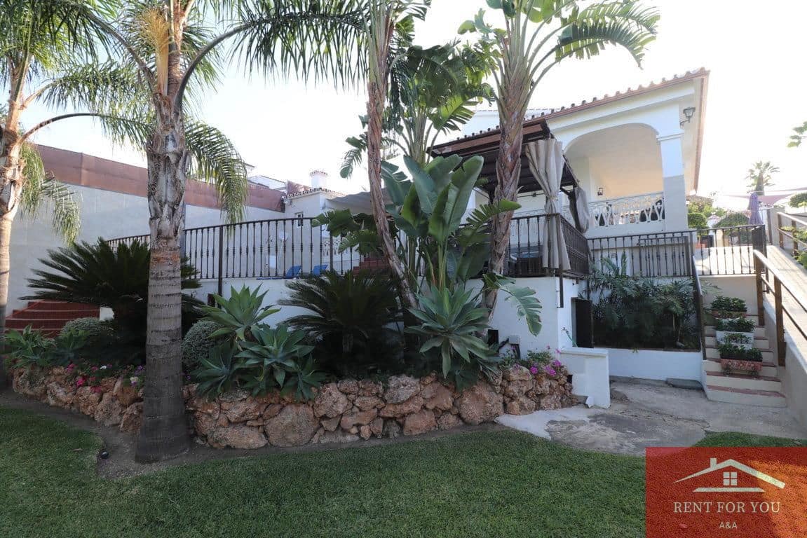 3 Zimmer Villa zu vermieten in Alhaurin el Grande mit Pool Garage - 2.500 € (Ref: 10099485)