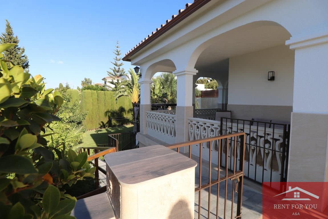 3 Zimmer Villa zu vermieten in Alhaurin el Grande mit Pool Garage - 2.500 € (Ref: 10099485)