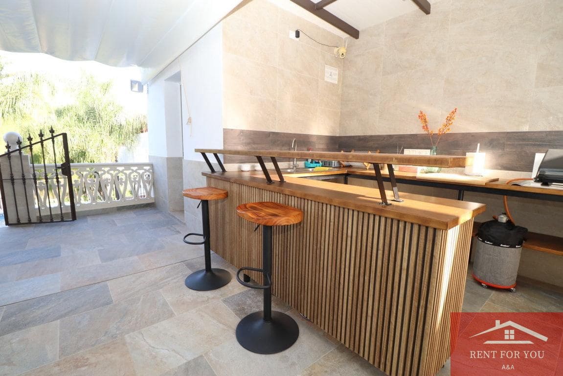 3 Zimmer Villa zu vermieten in Alhaurin el Grande mit Pool Garage - 2.500 € (Ref: 10099485)