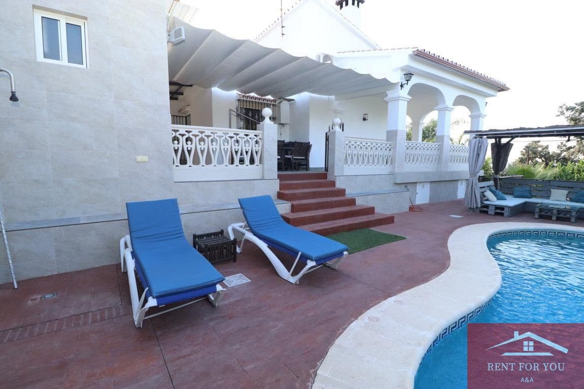 3 Zimmer Villa zu vermieten in Alhaurin el Grande mit Pool Garage - 2.500 € (Ref: 10099485)
