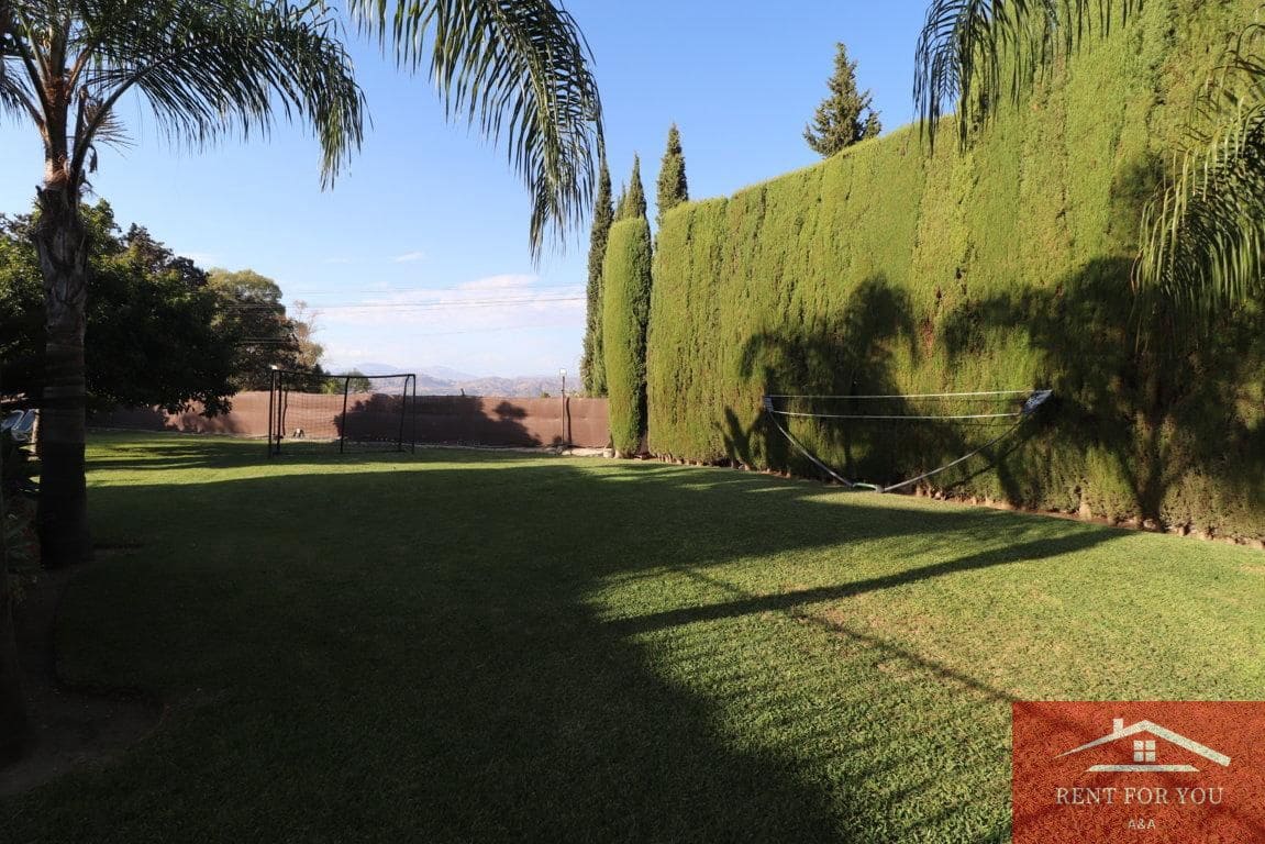 3 Zimmer Villa zu vermieten in Alhaurin el Grande mit Pool Garage - 2.500 € (Ref: 10099485)
