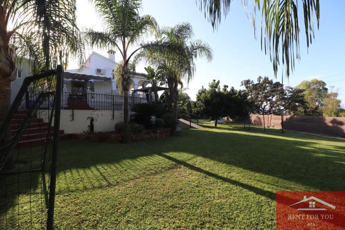 3 Zimmer Villa zu vermieten in Alhaurin el Grande mit Pool Garage - 2.500 € (Ref: 10099485)
