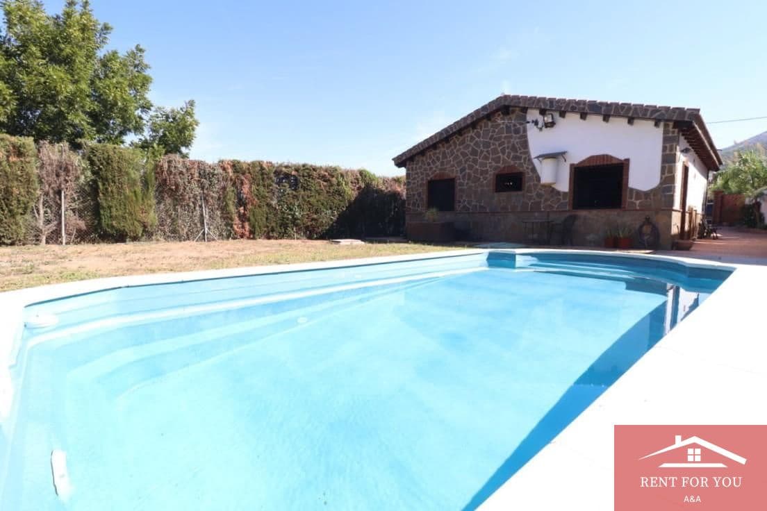 3 bedroom Villa for rent in Alhaurin el Grande with pool garage - € 1,800 (Ref: 10106549)