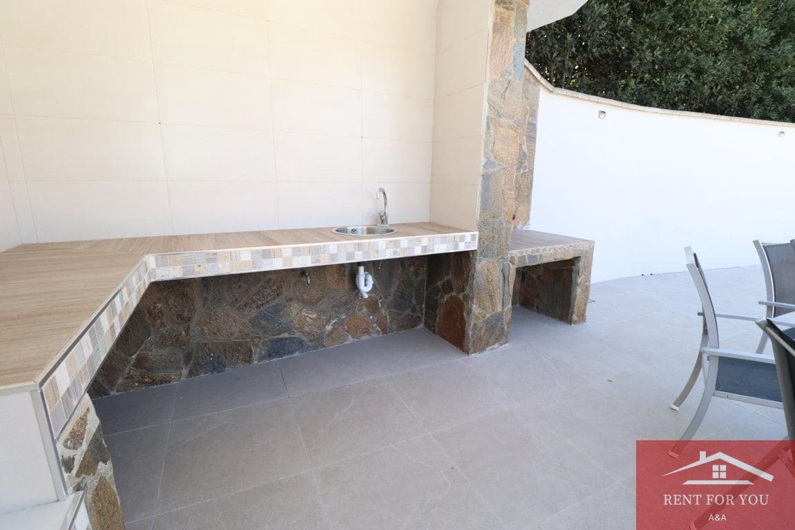3 bedroom Villa for rent in Alhaurin el Grande with pool garage - € 1,800 (Ref: 10106549)